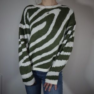 Green Sweater Womens Medium Deadstock 